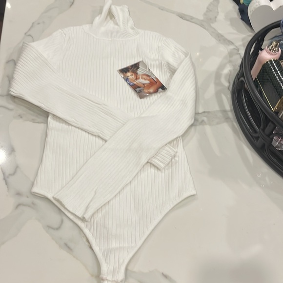 Naked wardrobe turtle neck bodysuit - Picture 3 of 5
